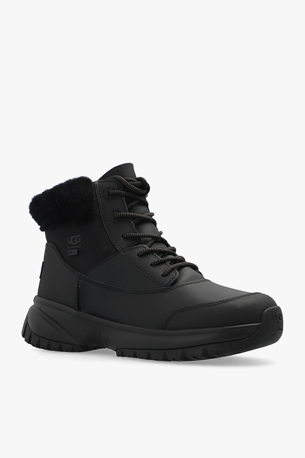 Ugg duck clearance boots black